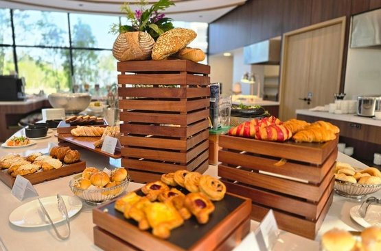 Таїланд Laya Resort Phuket Island