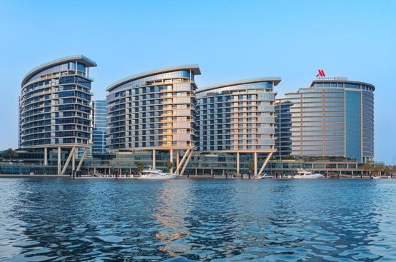 ОАЕ Marriott Marquis Dubai Creek 