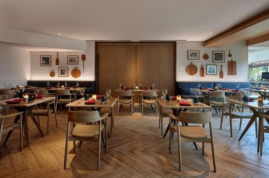 Таїланд Phuket Marriott Resort & Spa, Merlin Beach