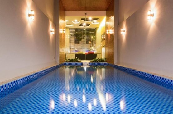 Вьетнам Starlet Hote