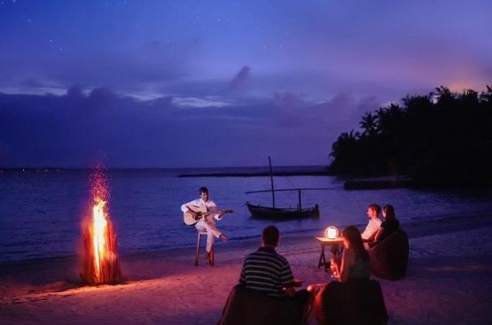 Мальдіви Makunudu Island 