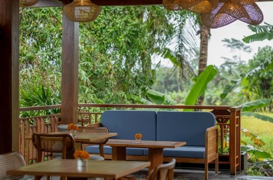 Индонезия (о.Бали) Emana Akatara