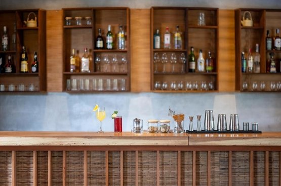 Индонезия (о.Бали) Emana Akatara