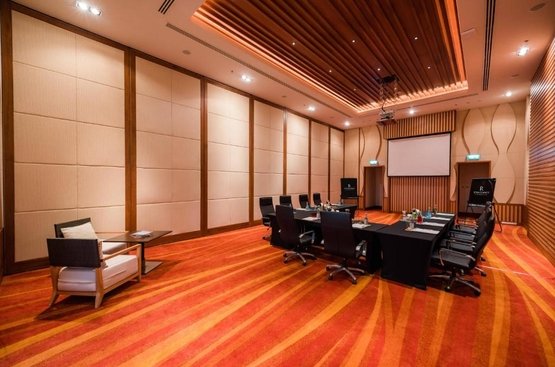 Таїланд Renaissance Phuket Resort & Spa