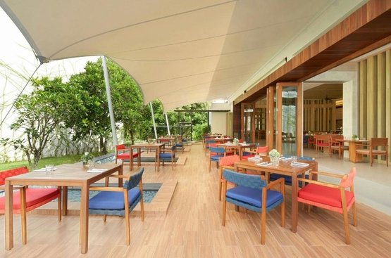 Таїланд Le Meridien Phuket Mai Khao Beach Resort 