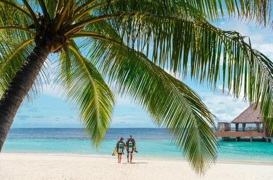 Мальдіви W Maldives Retreat & Spa