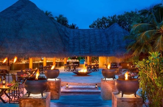 Мальдіви W Maldives Retreat & Spa