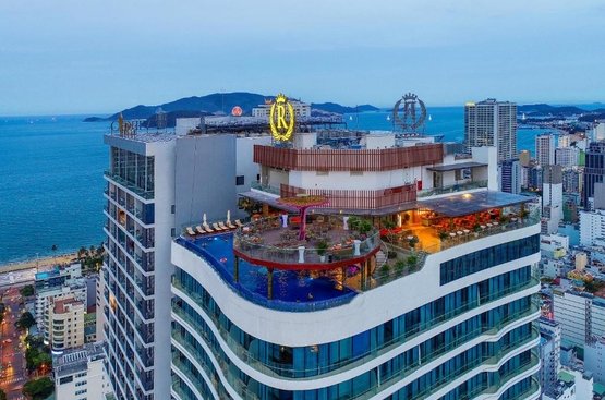 В'єтнам Regalia Gold Hotel 