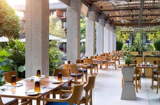 Таїланд Renaissance Phuket Resort & Spa