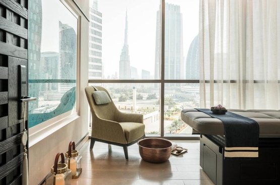 ОАЕ Four Seasons Hotel Dubai International Financial Centre