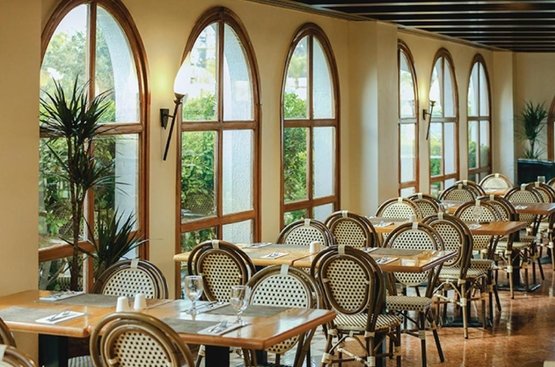 ОАЭ Dubai Marine Beach Resort & Spa