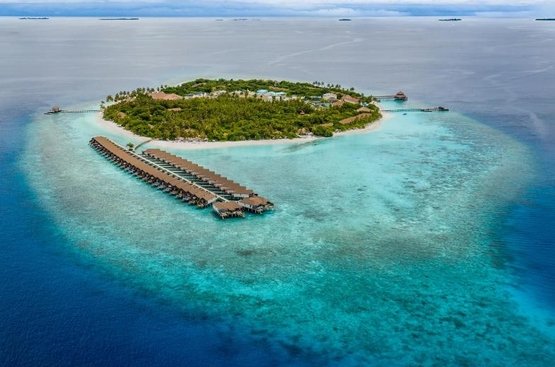 Мальдіви Reethi Faru Resort
