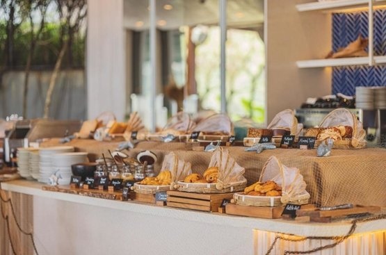 Таїланд Twinpalms MontAzure Phuket 