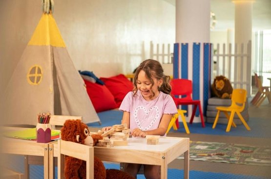 ОАЕ Marriott Marquis Dubai Creek 