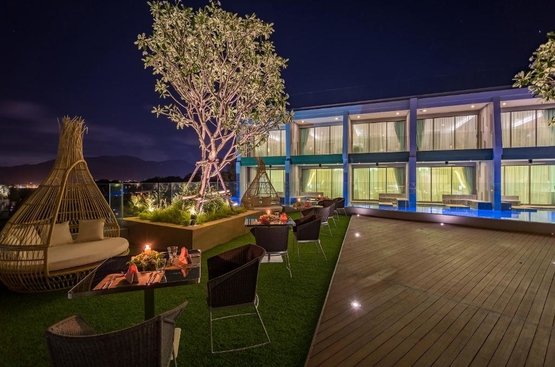 Таїланд Crest Resort & Pool Villas