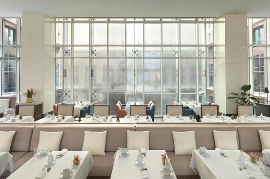 ОАЕ The Ritz-Carlton DIFC Downtown Dubai 