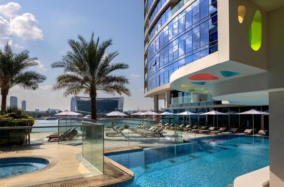ОАЕ Hilton Dubai Creek Hotel & Residences