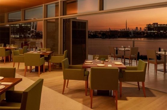 ОАЕ Hilton Dubai Creek Hotel & Residences