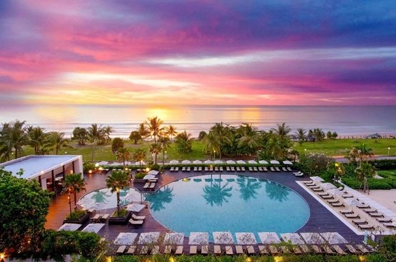 Таїланд Pullman Phuket Karon Beach Resort