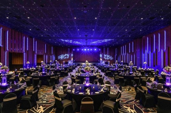 Таїланд Pullman Phuket Karon Beach Resort