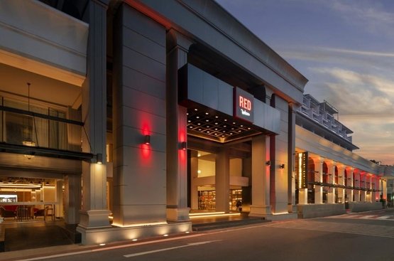 Таїланд Radisson RED Phuket Patong Beach