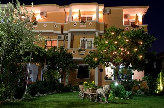 Черногория Holiday Apartments