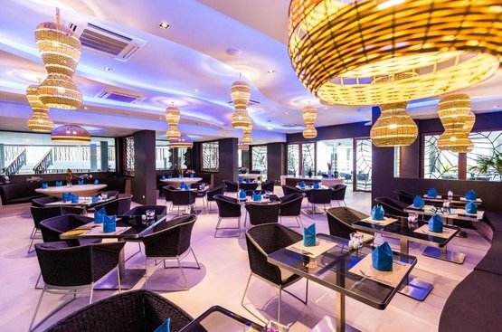 Таїланд Crest Resort & Pool Villas