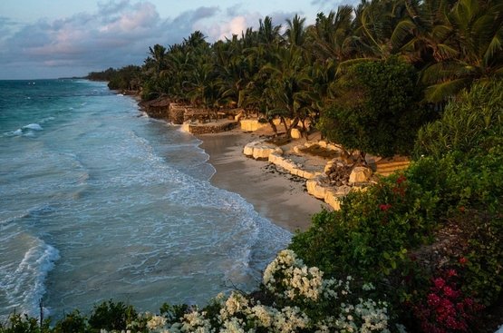 Кенія Swahili Beach Resort