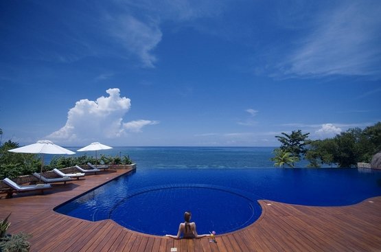 Філіппіни Eskaya Beach Resort & Spa  