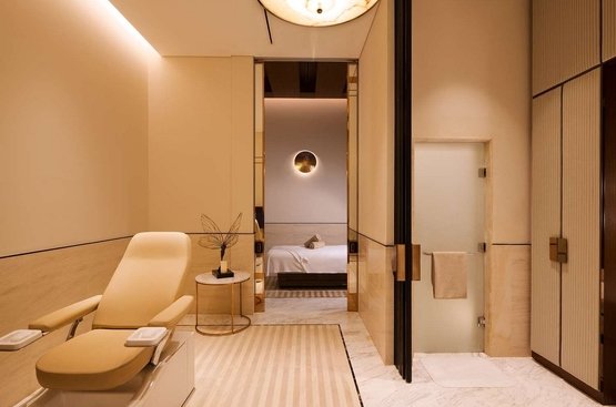 ОАЕ Waldorf Astoria Dubai International Financial Centre