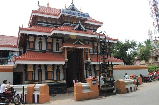 ВСЯ ПІВДЕННА ІНДІЯ + 5 НОЧЕЙ KERALA AYURVEDA REJUVENATION AT KOVALAM, 120